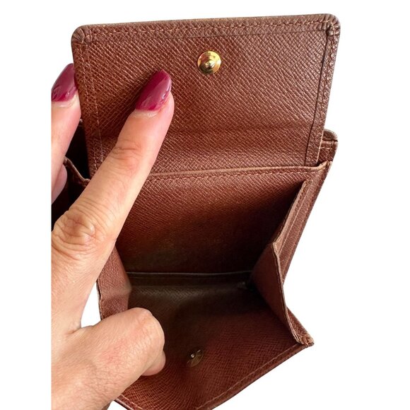 LOUIS VUITTON Brown Monogram BiFold Wallet - Picture 7 of 11